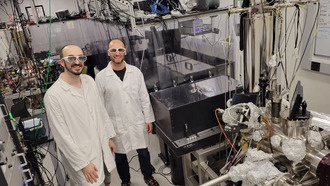 Учёные научились «шевелить» атомами для создания более эффективной электроники