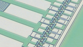 Новый компактный усилитель защитит кубиты от шума