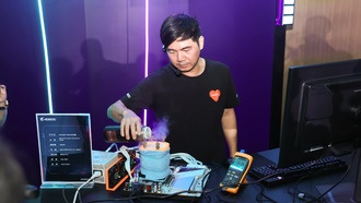 Процессор AMD Ryzen 7 9800X3D разогнан до рекордных 7,31 ГГц на материнской плате Gigabyte X870