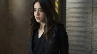 Хлоя Беннет из «Агентов Щ.И.Т.» присоединилась к новому сериалу Дэна Фогельмана