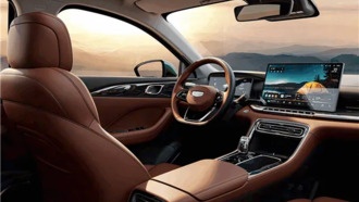 Geely представила интерьер нового седана Emgrand с премиальным дизайном