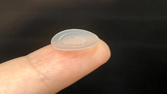 Новый пластырь от прыщей с микроиглами обещает чистую кожу за неделю