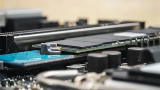 SSD объёмом 512 ТБ скоро запустят в производство: HDD безнадёжно проигрывают в эпоху ИИ