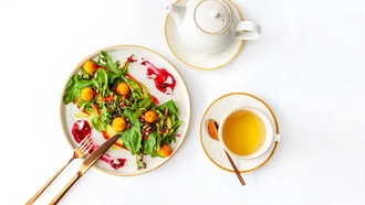 «Зелёная» средиземноморская диета с зелёным чаем замедляет старение мозга