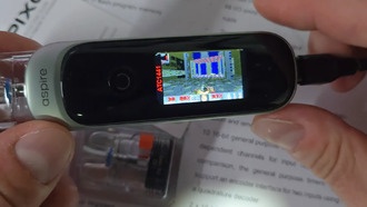 Хакер запустил Doom на электронной сигарете за 30 долларов