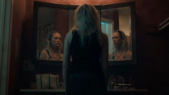 Показан первый трейлер ремейка триллера «Рука, качающая колыбель»