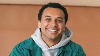 Завиор Филлипс присоединился ко второму сезону сериала «Плохая обезьяна»