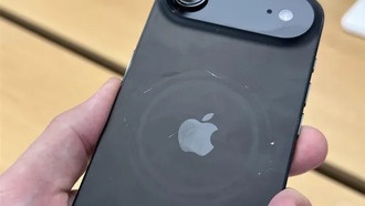 Apple ответила на жалобы о быстром появлении царапин на корпусе iPhone 17