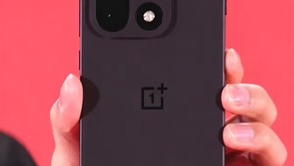 OnePlus 15 показали на живых фото: дизайн, Snapdragon 8 Gen 5 и 165 Гц для игр