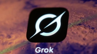 Илон Маск предложил правительству США ИИ Grok за 42 цента