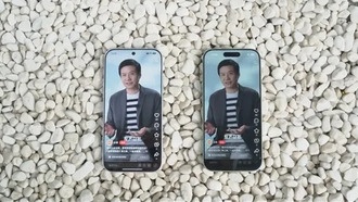 Сравнение экранов Xiaomi 17 и iPhone 17 на ярком солнце: у Xiaomi изображение четче