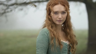 Элинор Томлинсон и Мэттью Льюис сыграют в сериале «Семейные тайны»