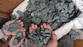 Со дна у берегов Флориды подняли более 1000 золотых и серебряных монет с затонувшего испанского галеона