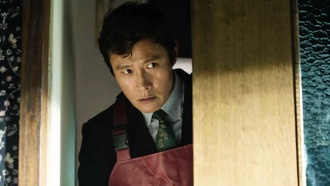 Вышел трейлер триллера «Нет другого выхода» с Ли Бён Хоном из «Игры в кальмара»