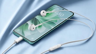 OnePlus представила бюджетные проводные наушники Type-C за 999 рублей