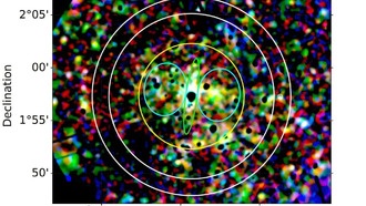 Астрономы обнаружили горячий газовый отток в галактике NGC 5746