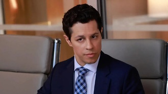 Актёр Дэвид Дель Рио уволен из сериала «Мэтлок» после обвинений в сексуальном насилии