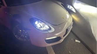 Владелец Porsche проиграл суд против управляющей компании автодороги после столкновения с камнем