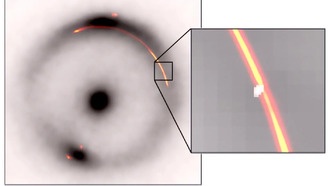 Астрономы обнаружили загадочный тёмный объект массой в миллион Солнц