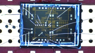 Экспериментально подтверждено существование универсального туннелирования энионов