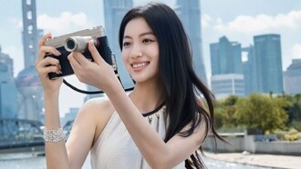 Nubia Z80 Ultra получит фотоаксессуар в стиле ретро-камер