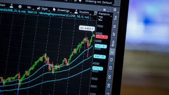 Почти половина компаний S&P 500 имеют высокую зависимость от ИИ