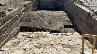 Археологи обнаружили древнеримский водный бассейн в городе Габии