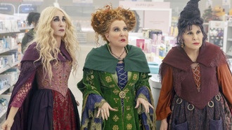 Бетт Мидлер получила сценарий для «Однойжды в сказке 3»