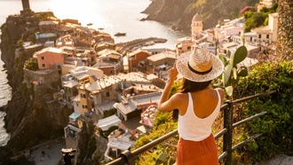 Приложение Endless Summer создает фальшивые отпускные фото с помощью ИИ