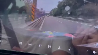 Владелица Dongfeng eπ 008 пожаловалась на три инцидента с автопилотом за год