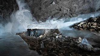 Исследование пещер Гренландии показало, насколько уязвима Арктика к изменению климата