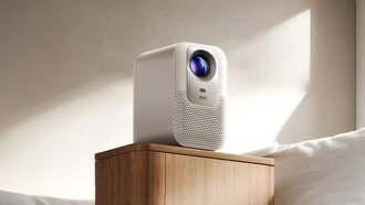 Xiaomi представила компактный проектор Redmi Projector 4 с яркостью 360 CVIA люмен и HyperOS