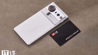 Nubia Z80 Ultra: Упрямый флагман, который не боится быть собой