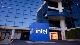 Intel вернулась к росту и прибыльности в третьем квартале 2025 года