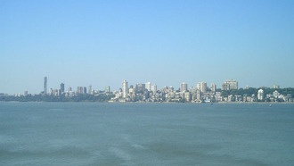 Крупнейшие города Индии проседают, создавая угрозу для зданий