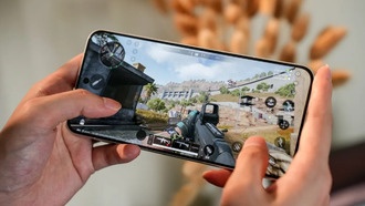 OnePlus Ace 6: обзор экрана с частотой 165 Гц и ультразвуковым сканером отпечатков