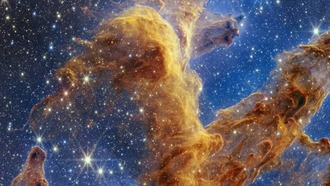 Ученые раскрыли происхождение фуллеренов в космосе