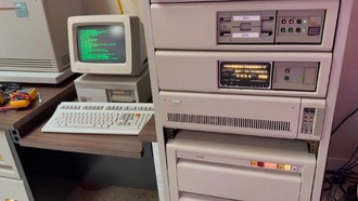 Бывший инженер Microsoft воскресил 90-килограммовый винчестер 1980-х с 622 МБ памяти