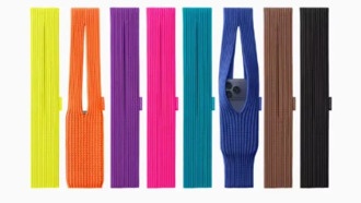 Apple представила аксессуар iPhone Pocket от Иссея Мияке