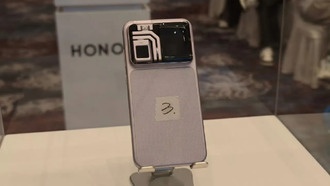 Honor ROBOT PHONE: первое в мире роботизированное устройство с механической камерой