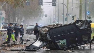 В Милане произошло жестокое ДТП: Mercedes G-Class перевернулся и разорвался пополам