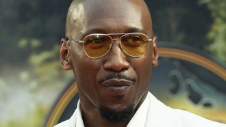 Актриса Миа Гот дала запутанный, но обнадеживающий комментарий о фильме «Блэйд» с Махершала Али