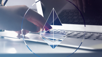 Ethereum в ноябре 2025: почему крупные игроки скупают падающий актив