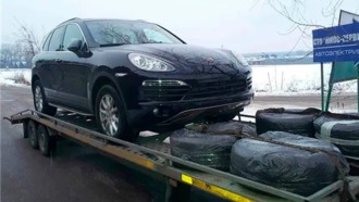 В России сотни автомобилей Porsche внезапно заблокировались и остановились