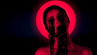 Атмосферный триллер When Sirens Fall Silent удивил неожиданным поворотом в трейлере