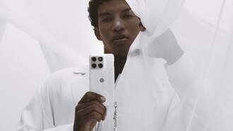 Motorola представила специальную версию Edge 70 с кристаллами Swarovski и цветом Pantone 2026 года