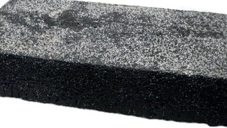 Новый строительный материал поглощает CO₂ и быстро твердеет