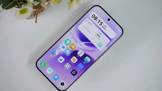 Vivo представила смартфон S50 с новой технологией обработки корпуса и мощной камерой
