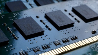 Samsung отложила прекращение выпуска DDR4 из-за крупного контракта