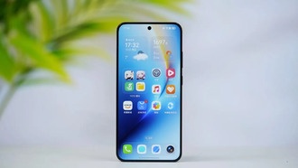 Представлен смартфон Honor WIN RT с аккумулятором на 10000 мАч